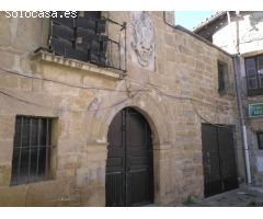 Venta de estupenda casa en Mélida (Navarra)