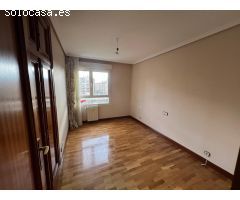 Venta piso 3 habitaciones, 2 baños, garaje, terraza, en Iturrama, Pamplona