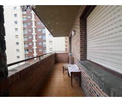 Piso grande en venta en Azpilagaña (universidades) con inquilino