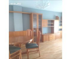 Alquiler piso en Mendillorri de 2 dormitorios, garaje, trastero, balcón.