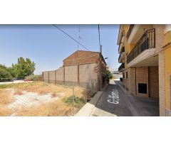 SE VENDE CASA URBANA CON TERRENO A REFORMAR EN ZARANDONA