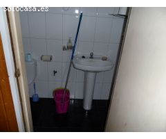 SE VENDE BAJO COMERCIAL PUENTE TOCINOS