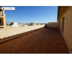 Ático dúplex, recién reformada la finca entera. Terraza de 47m2
