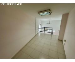 LOCAL COMERCIAL CON EXCELENTE UBICACIÓN EN EL VENDRELL