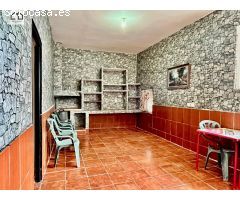 APIHOUSE VENDE CASA DE PUEBLO CON PATIO EN ESCALONILLA. PRECIO 72.999€
