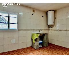 APIHOUSE VENDE CASA DE PUEBLO CON PATIO EN ESCALONILLA. PRECIO 72.999€