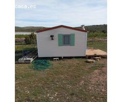 CASITA PREFABRICADA CON PARCELA