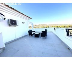¡Descubra su Refugio de Lujo en Altaona Golf! (Villa de 3 dormitorios, 2,5 baños totalmente renovada