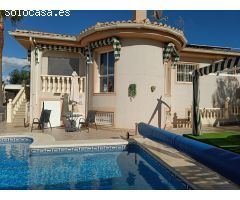 Chalet en Venta en Benijófar, Alicante
