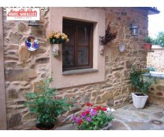 SE  VENDE CASA TIPICA MARAGATA INDEPENDIENTE EN EL CAMINO DE SANTIAGO