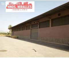 Se vende Nave Industrial en Poligono a 1 Km de Elche.