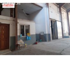 NAVE CON MUELLES DE CARGA EN COX