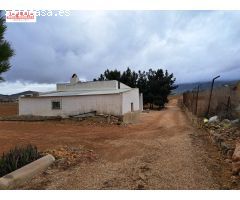 VENTA CASA CON TERRENO EN HONDON DE LAS NIEVES