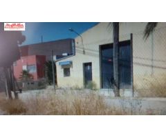 SE VENDE NAVE  EN CREVILLENTE CON FACHADA CARRETERA
