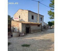 SE VENDE CASA CON TERRENO EN SAN BARTOLOME (ORIHUELA)
