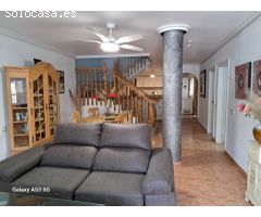 SE VENDE BUNGALOW EN DOLORES