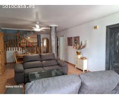 SE VENDE BUNGALOW EN DOLORES