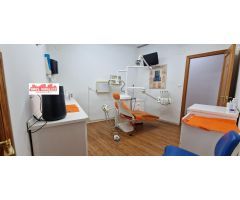 ¡¡INTERESANTE LOCAL DE ALQUILER CON ACTIVIDAD DE CLÍNICA Y EQUIPADA PARA SEGUIR EN FUNCIONAMIENTO!!