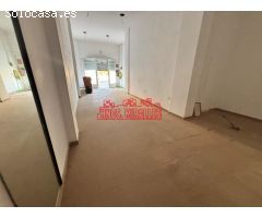 LOCAL PARA REFORMAR Y CON POSIBILIDAD PARA CONVERTIRLO EN VIVIENDA.