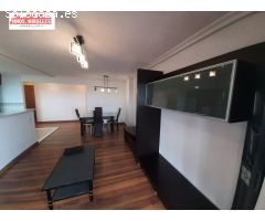 ¡¡ INTERESANTE !! AMPLIO APARTAMENTO DE LUJO CON VISTAS DESPEJADAS Y AJARDINADAS EN CAMPO DE FÚTBOL.