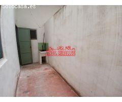 ¡¡ OPORTUNIDAD, LOCAL EN ASPE 78 m2 CON PATIO DE LUZ !!