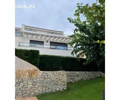 ¡¡ EXPECTACULAR CHALET PAREADO DE DOS ALTURAS + SÓTANO EN ZONA PRIVILEGIADA DE SAN JUAN PLAYA !!