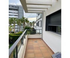 ¡¡ EXPECTACULAR CHALET PAREADO DE DOS ALTURAS + SÓTANO EN ZONA PRIVILEGIADA DE SAN JUAN PLAYA !!