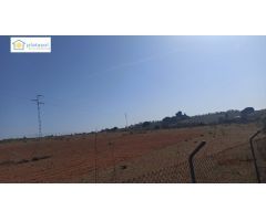 Finca rústica en Alcalá de Guadaira -Sevilla, con diferentes construcciones