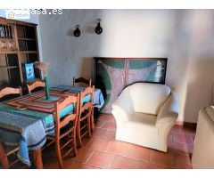 CASA DE PUEBLO EN ALDEA LAS CAÑADILLAS (EL CASTILLO DE LAS GUARDAS)