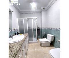 Estupenda casa de pueblo en el centro de Gerena lista para entrar a vivir y amueblada