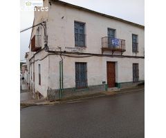 Casa de pueblo a reformar en Santa Olalla del Cala