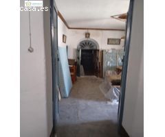 Casa de pueblo a reformar en Santa Olalla del Cala