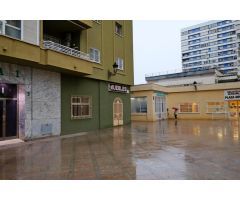 Piso de 3 Dormitorios 2  Baños y parking en Plaza de Goya los Manantiales