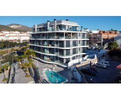 Piso de lujo con vistas al mar en Montemar en urbanización de reciente construcción  con Piscina.