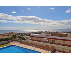 Duplex en Añoreta de 3 dormitorios amplia terraza con vistas al Mar. Urbanización privada,