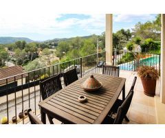 IMPRESIONANTE CHALET EN VENTA EN OLVIELLA, CERCA DE SITGES