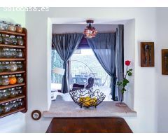 IMPRESIONANTE CHALET EN VENTA EN OLVIELLA, CERCA DE SITGES