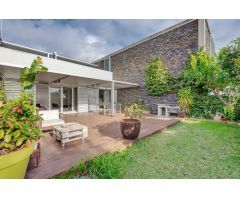 PRECIOSA PLANTA BAJA CON JARDÍN EN CASAS DEL MAR