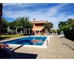 ESPECTACULAR CHALET DE 270 M2 CONSTRUIDO EN UNA PARCELA DE 2.500 M2 CON PISCINA EN ALPICAT