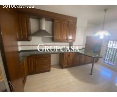 Adosado en Venta en Torrefarrera, Lleida