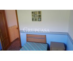 CHALET UNIFAMILIAR CON PISCINA JARDÍN Y TERRENO ZONA LLIVIA