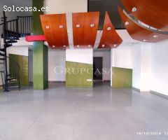MAGNÍFICO LOCAL COMERCIAL A PIE DE CALLE EN AVDA DE LES GARRIGUES EN CAP PONT