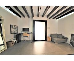 Encantadora Casa con Jardín y Terrazas en Esporles