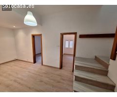 Duplex invertido recién reformado en el centro