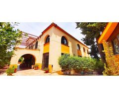 Lujosa Villa en Otura junto al campo de golf