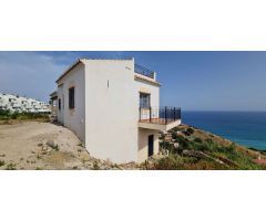 Villa con increíbles vistas con cortijo y terreno