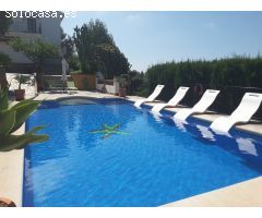 Frigiliana, en venta casa de 7 dormitorios con piscina