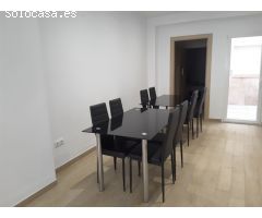 SE VENDE casa de 4 dormitorios recien reformada