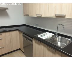 SE VENDE casa de 4 dormitorios recien reformada