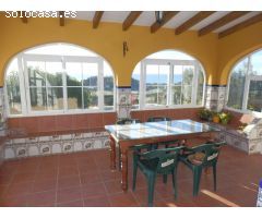 Villa de cuatro dormitorios en Nerja